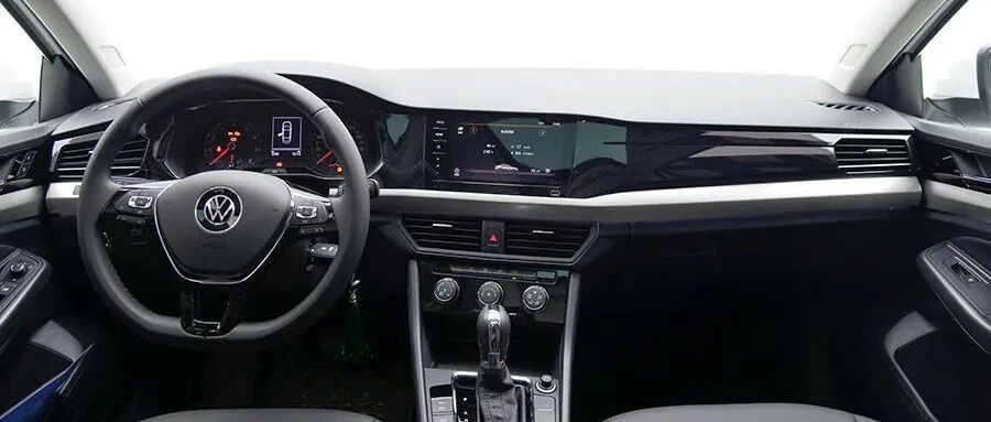 连气囊都不给配齐，买宝来可得选好了