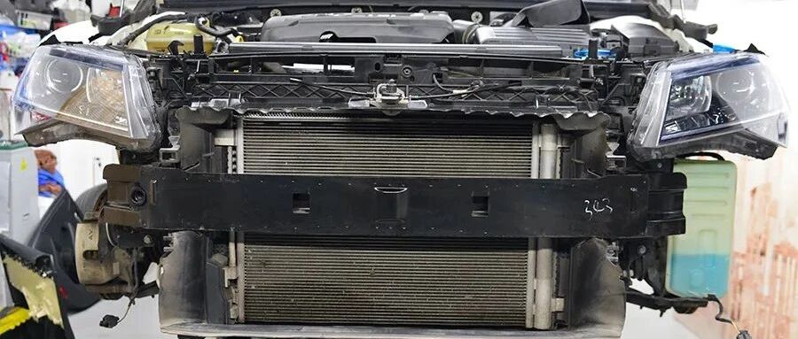 保留欧洲原版设计，还没彻底贯彻“降本增效”