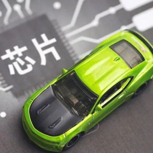 车顶维权、代言人翻车，2021可真不太平