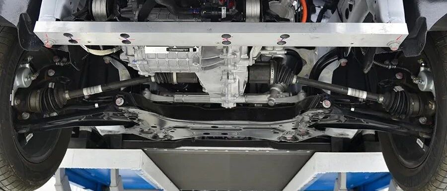 一会日系一会美系，没抄没学就是眼熟