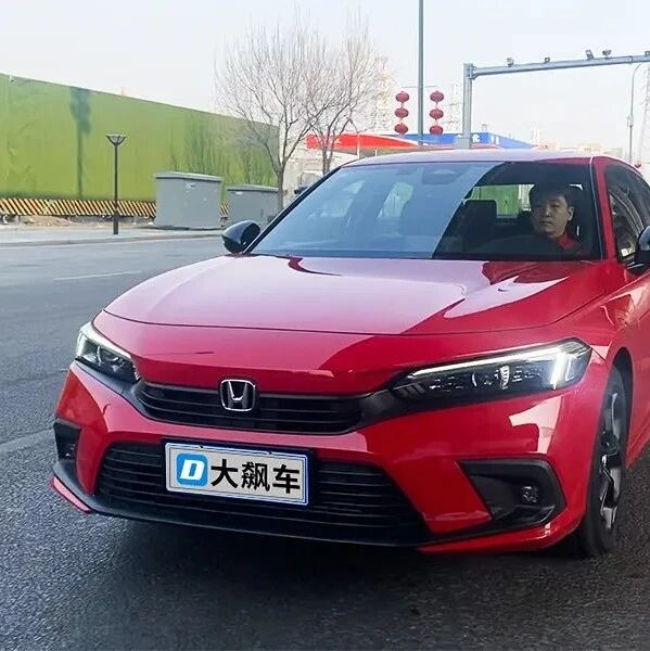 也就视觉运动感，见谁秒谁？​基本是痴人说梦