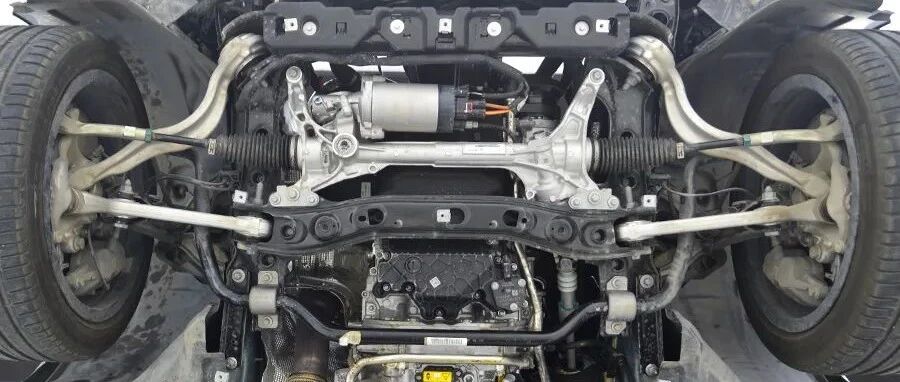 说起底盘设计，还得看德系，还得说奔驰