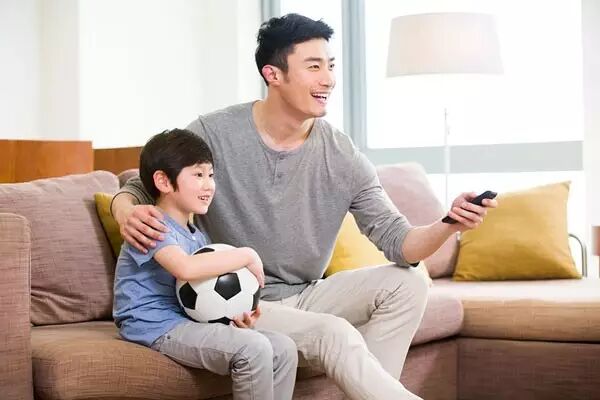 这5种行为会伤害孩子,爸爸快停止!