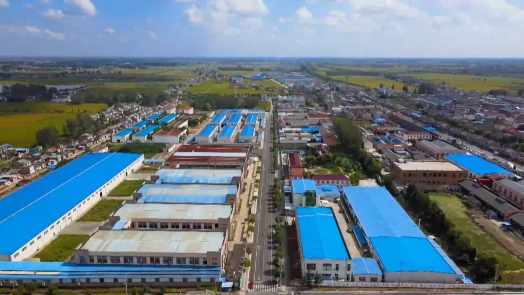 小官庄镇：力争签约10亿元级项目1个 落地亿元级项目8个