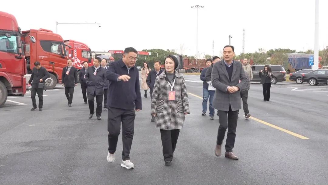 县政协视察全县民生实事项目建设情况