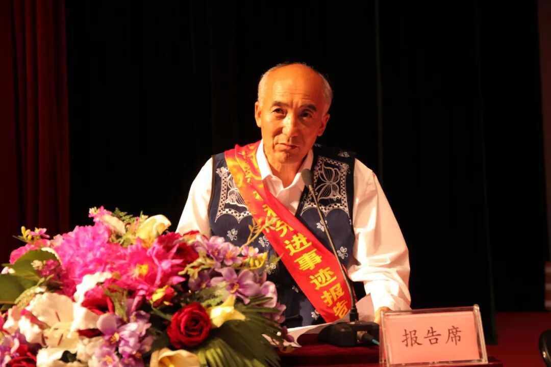 【云南出席党的二十大代表风采】李桂科:四十一年专注麻风病防治_丘北