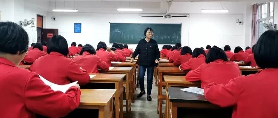 彭妈妈点赞“张妈妈”！