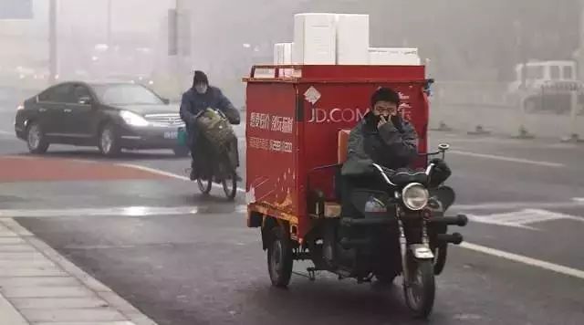 我們都在等待 第一批死在北京的人