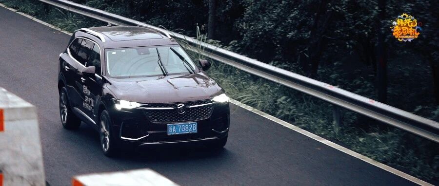 加气场、加空间、加豪华、加实力！别克昂科威PLUS，PLUS不止一点