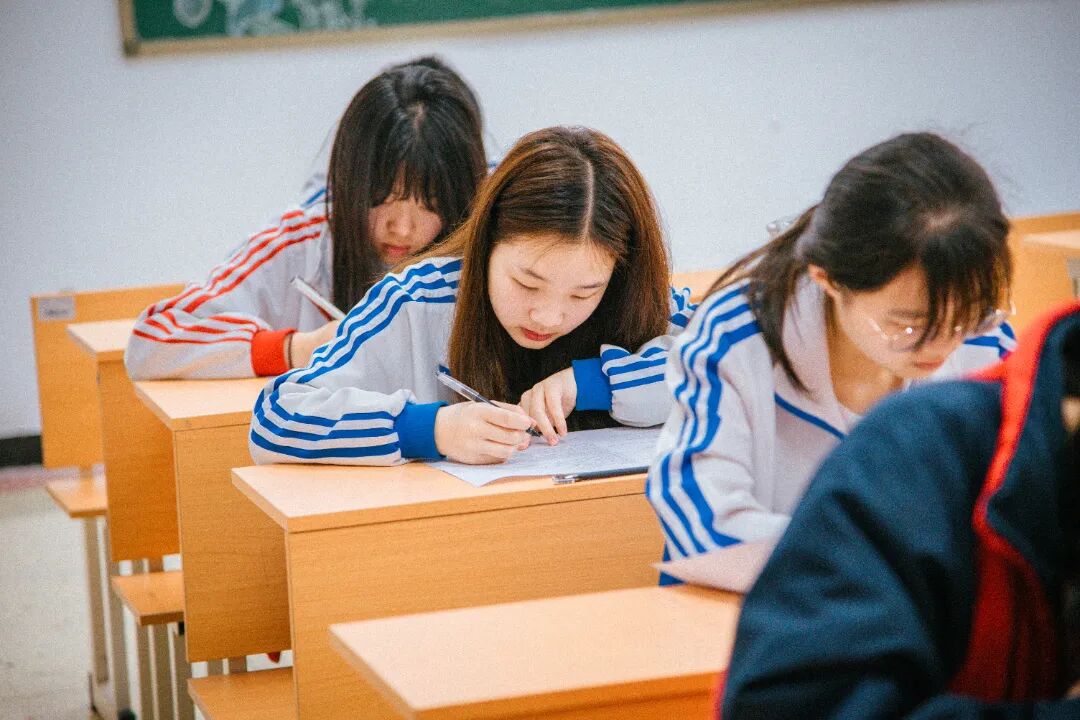 山东力明科技职业学院