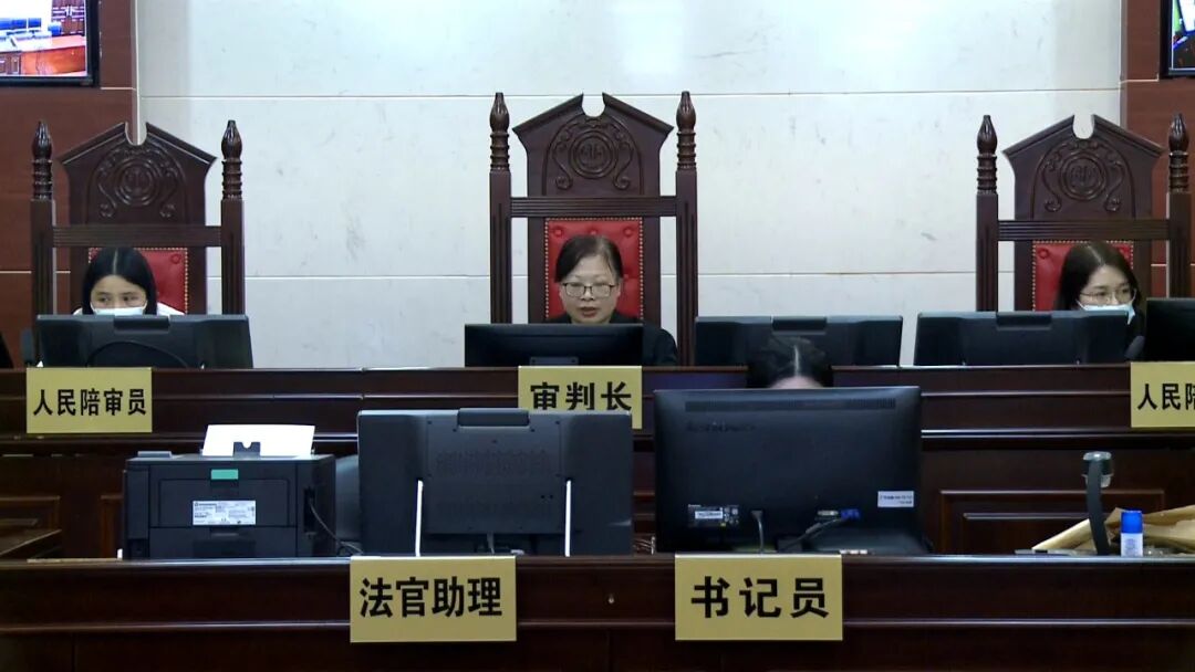 这些领导干部进法院旁听庭审-肇庆市广宁县人民政府网站