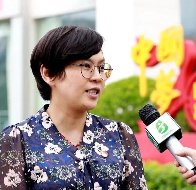 广宁县人社局局长 程科妮:云吞作为著名的小吃,发展前景广阔,我们与