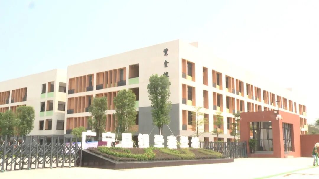 广宁县钱学森学校让广宁学子在家门口接受优质教育