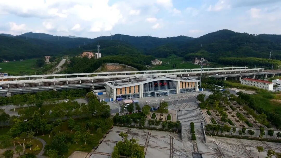 高铁广宁站织密疫情防控网,守好市民出行第一关-肇庆市广宁县人民政府