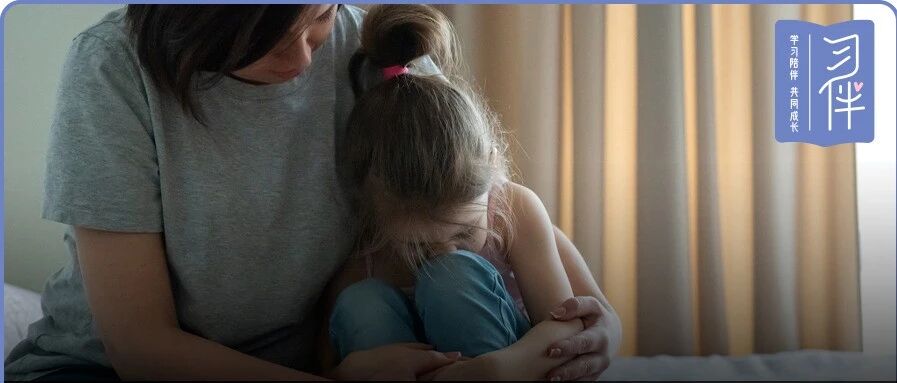 “妈，你是只会下蛋的母鸡”，母女间对话曝光，140万人点赞：最毒的育儿鸡汤就是......