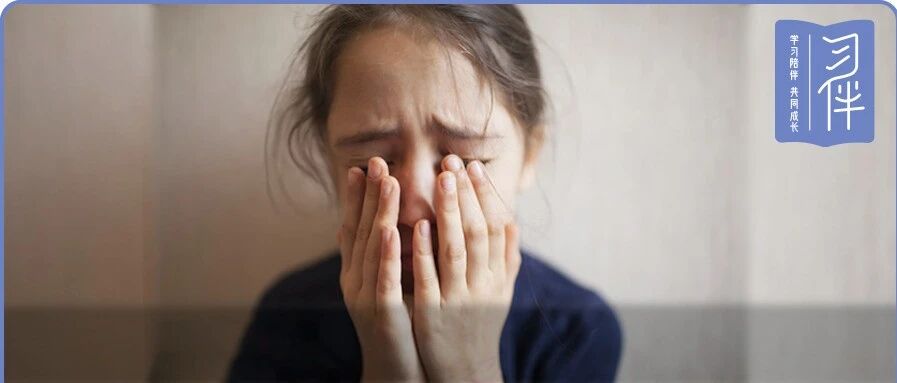 “妈妈，救我”女儿刚回校就出事，一位妈妈哭诉：如果能重来，打死我也不晒这条朋友圈