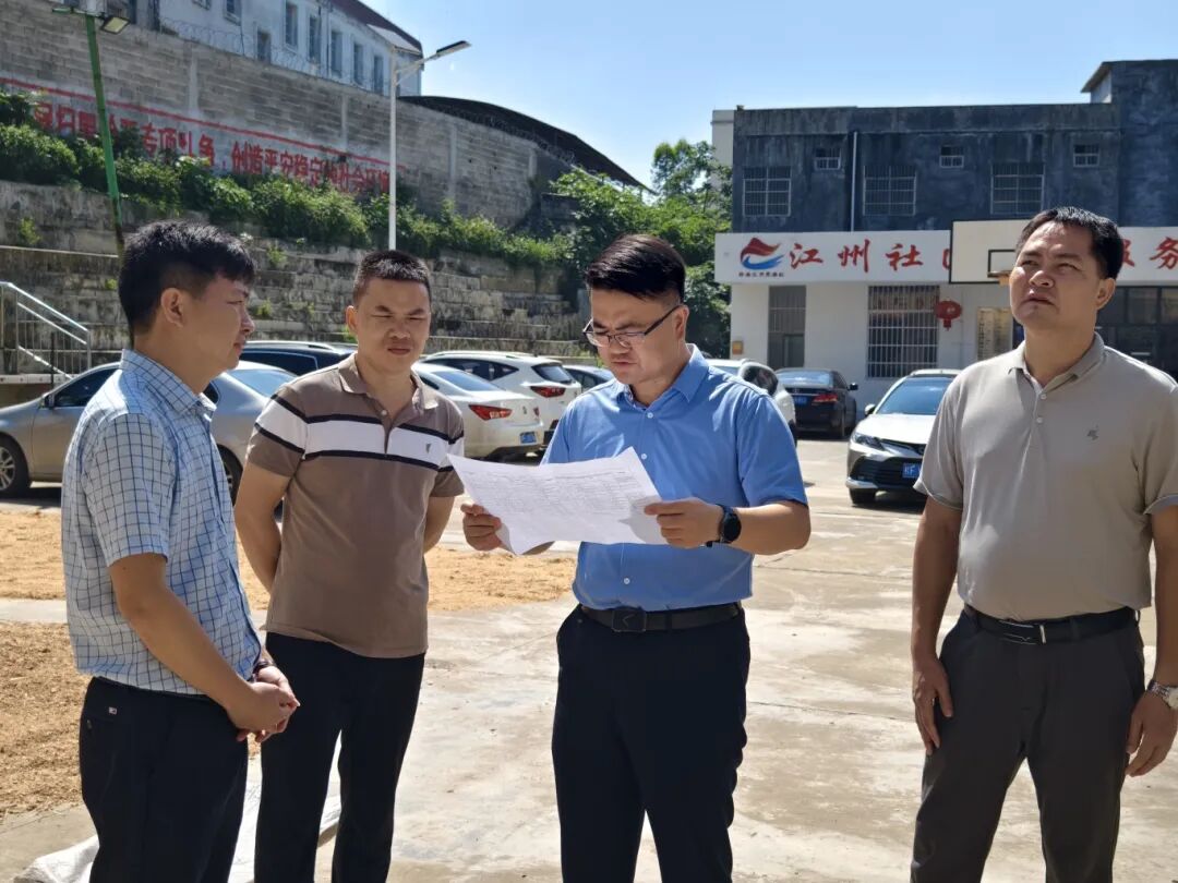 梁金昌指出,江州区为喀斯特地貌,地质灾害点多面广,当前即将进入主