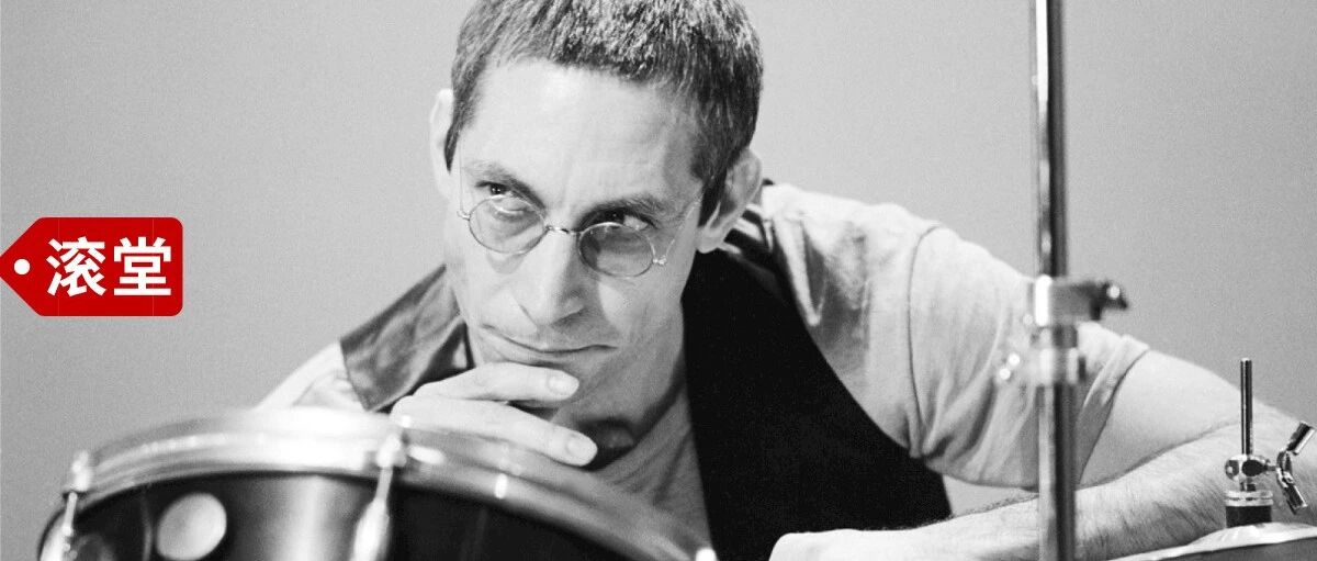 滚石鼓手去世：为什么查理·瓦茨是终极摇滚鼓神