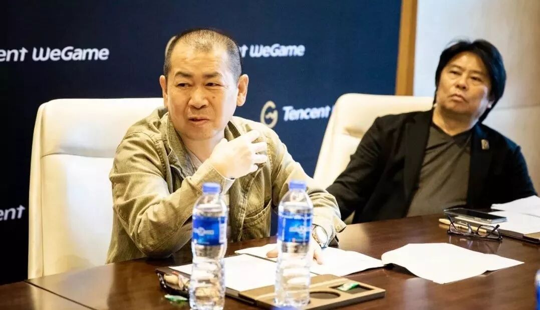 与铃木裕对话，听他讲《莎木》诞生的故事