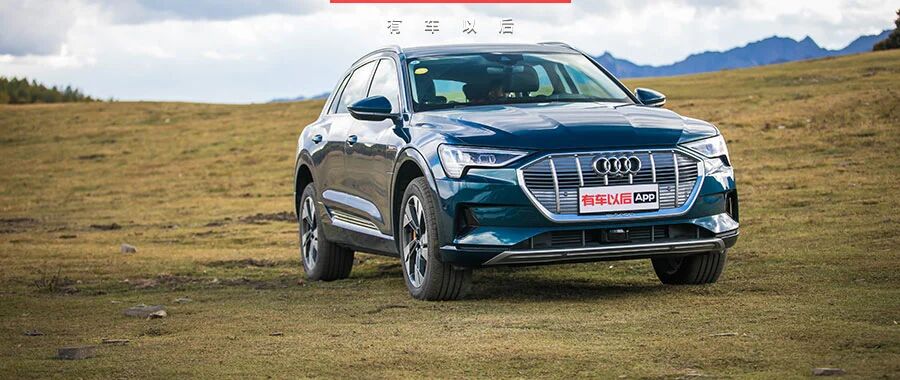 对比特斯拉Model X 豪华纯电C级SUV的奥迪e-tron到底有多“稳”