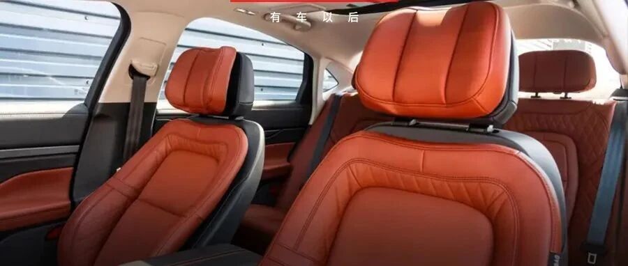 2.0T+8AT，轴距2930mm，1米1大屏超炫，最潮豪华B级车，25万出头可买！