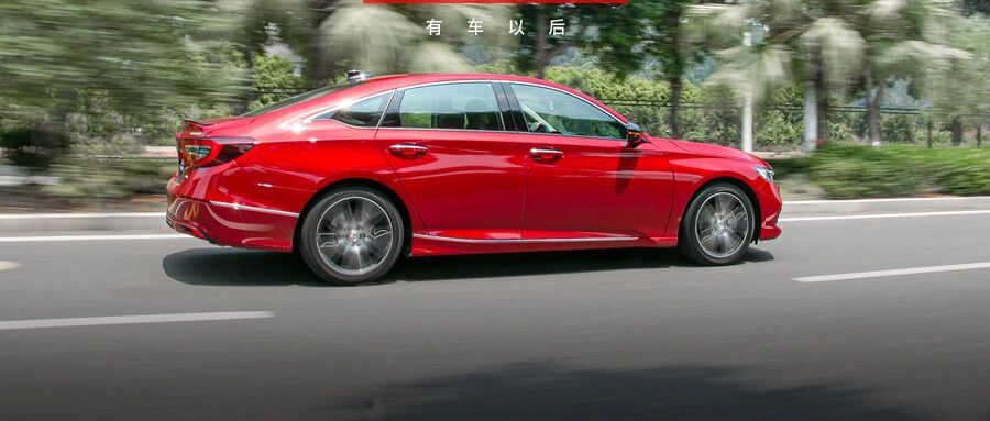 上市3年热销60万，随便开油耗才5L，最后短板现已补齐，对手直呼害怕！