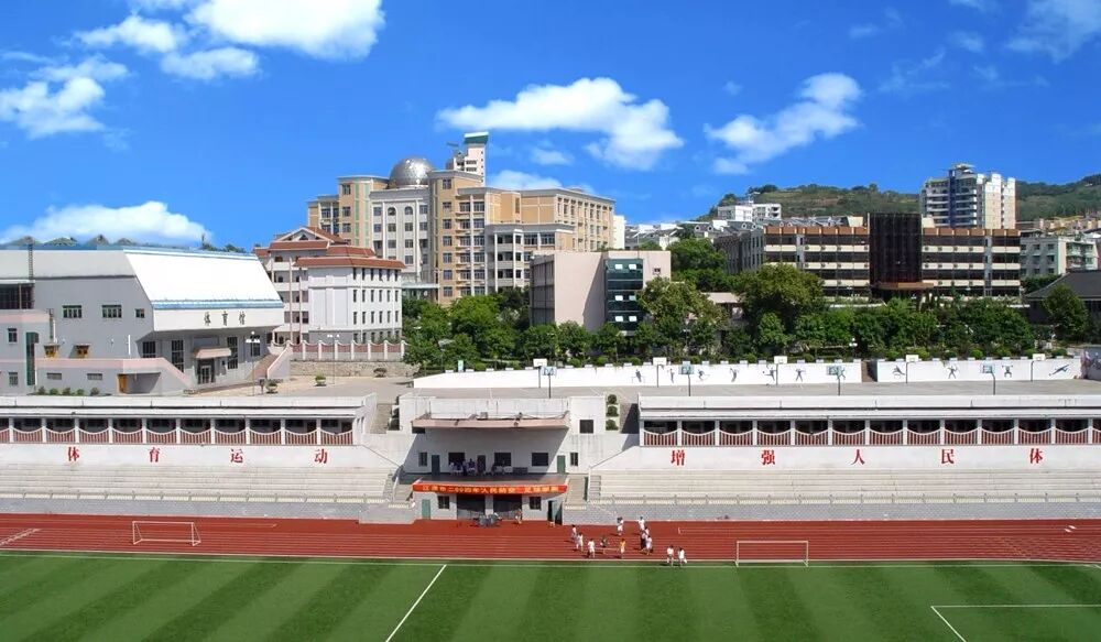 江津中学,全国国防教育示范学校!