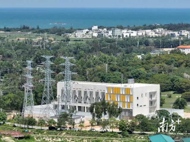 110千伏遮浪变电站全景。