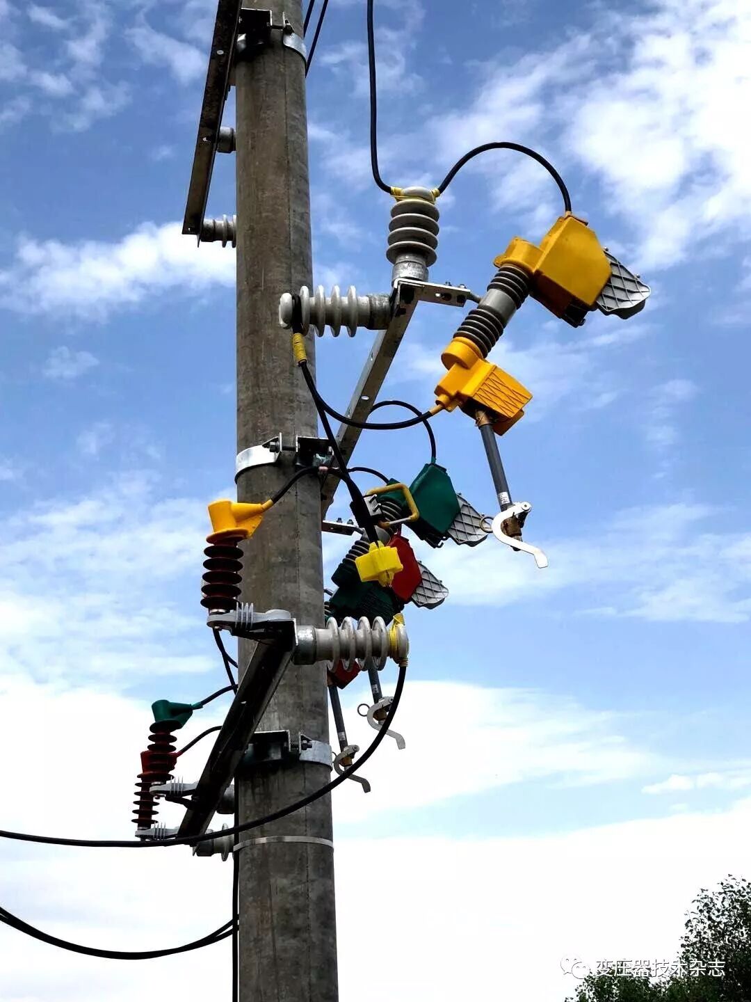 10kV柱上变压器（吊装）标准化建设关键工艺解析的图11