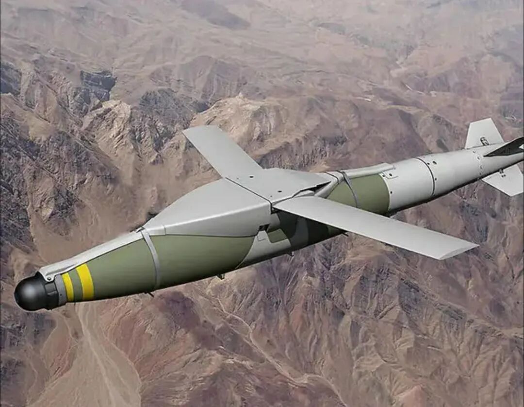 俄乌战争给中国最大启示：弹道导弹太贵，无人机和卫星炸弹量要足的图7