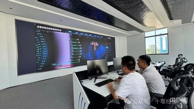 5d84bc64fb51e175453368681459132411