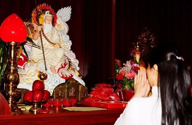 道教神像的装脏开光以及供养白龙皇道场