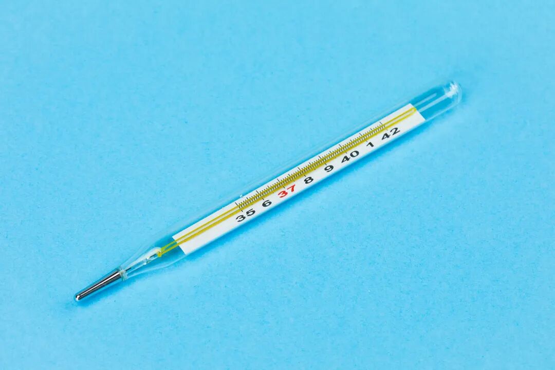 耳温枪怎么用【安全用械 共享健康】水银温度计、额温枪、耳温枪......体温计种类太多怎么选？_https://www.jmylbn.com_新闻资讯_第1张