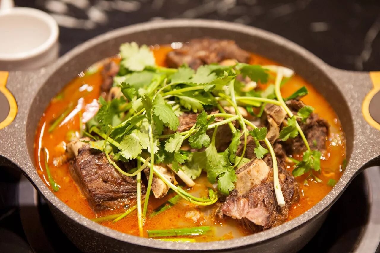 江北吃货注意!永利又开了一家特色牛蝎子火锅店啦