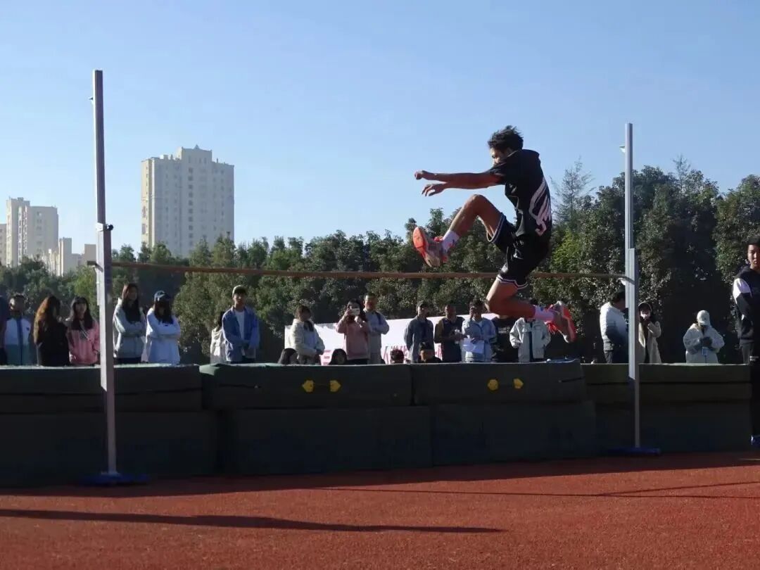 【创美艺传】记录青春姿态 燃起朝气蓬勃——记录运动会的精彩瞬间 第 12 张