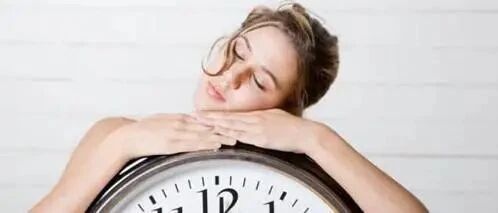 睡觉时出现这个症状可能是病 当心带来这些危害！