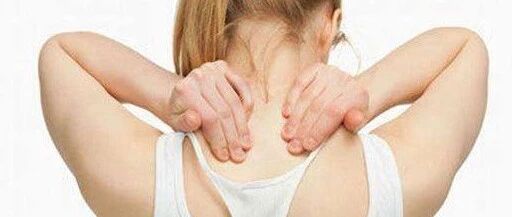 做这件事舒缓颈椎不适？当心适得其反！颈椎日常保健，记得这样做！