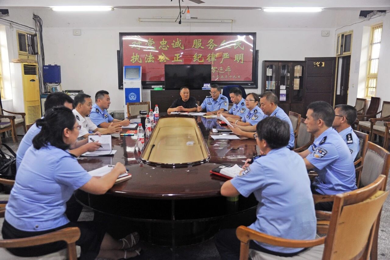 教师节快乐！邵阳公安感恩有您