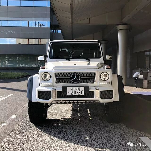 花10億繞月飛行的首單旅客 曾撞毀3千萬帕加尼且擁有神車無數 改車志 微文庫