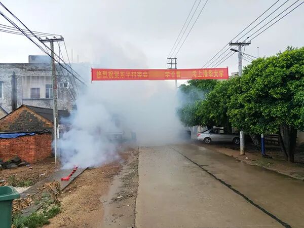 235分上清华？通知书错别字露出马脚后，男生离家出走！但是…（组图） - 1