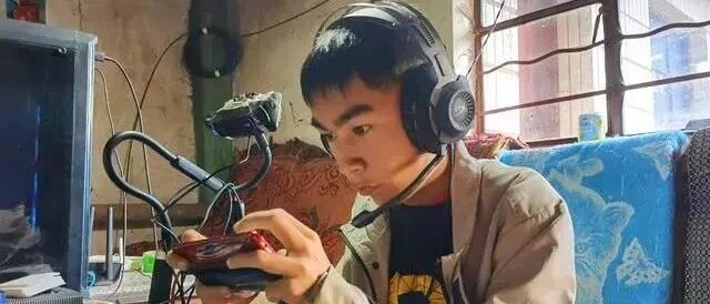 18岁小伙圈粉38万！