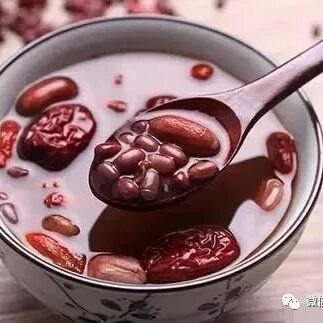 血小板减少症不同位置出血，饮食有何不同？