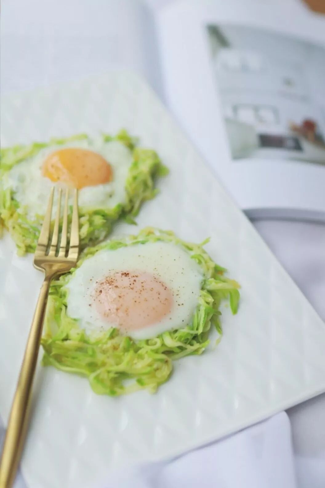 



这菜成本不到5块，却想给五星好评！
