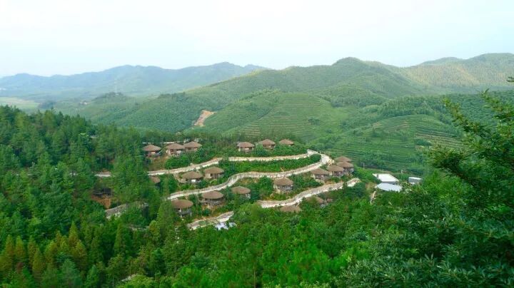 深度解读：中国最赚钱的度假村之一“裸心谷”