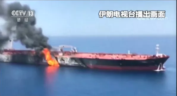 兩油輪在阿曼灣遇襲,誰干的? 兩油輪在阿曼灣遇襲,誰干的?
