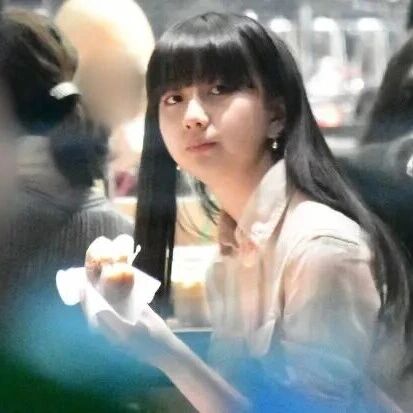 木村拓哉大女儿爆出热恋!低调交往日本排球王子,同居亲吻像极新婚夫妻?!