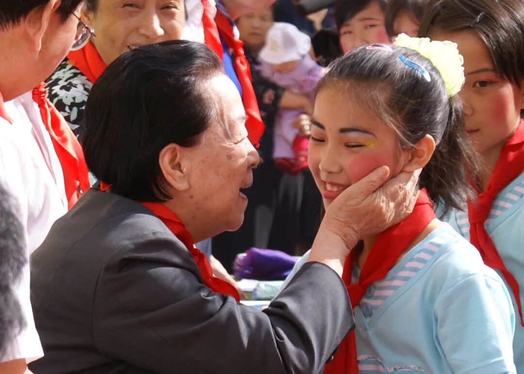 赵兰香与家乡庆阳的故事