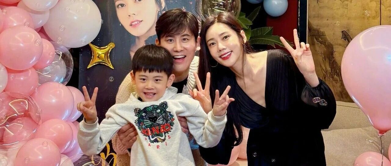 秋瓷炫透露儿子正学中韩英三门语言,5岁就中韩双语无缝切换,出国旅行兼任英文翻译