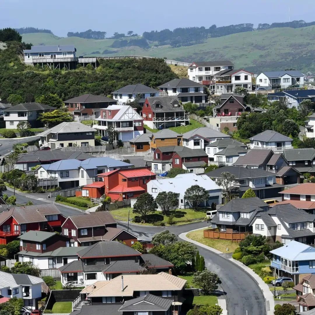 新西兰数据出炉：房屋销量暴跌35.2%！房价回落……
