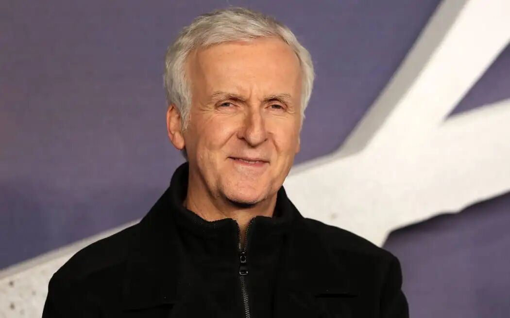 US film director James Cameron poses for photographers upon arrival to attend the world premiere of the film 